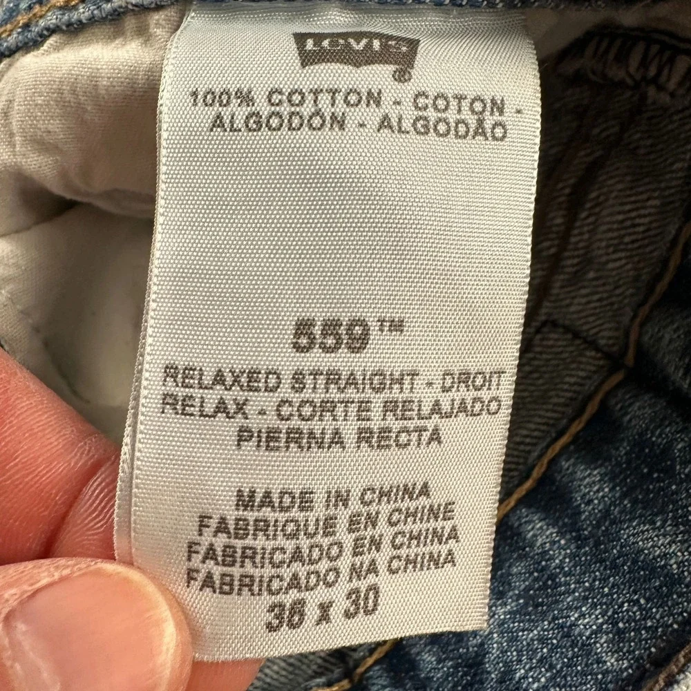 Vtg Levis Jeans Mens 36x30 559 Relaxed Straight Light‎ Wash Baggy Blue Y2K Faded